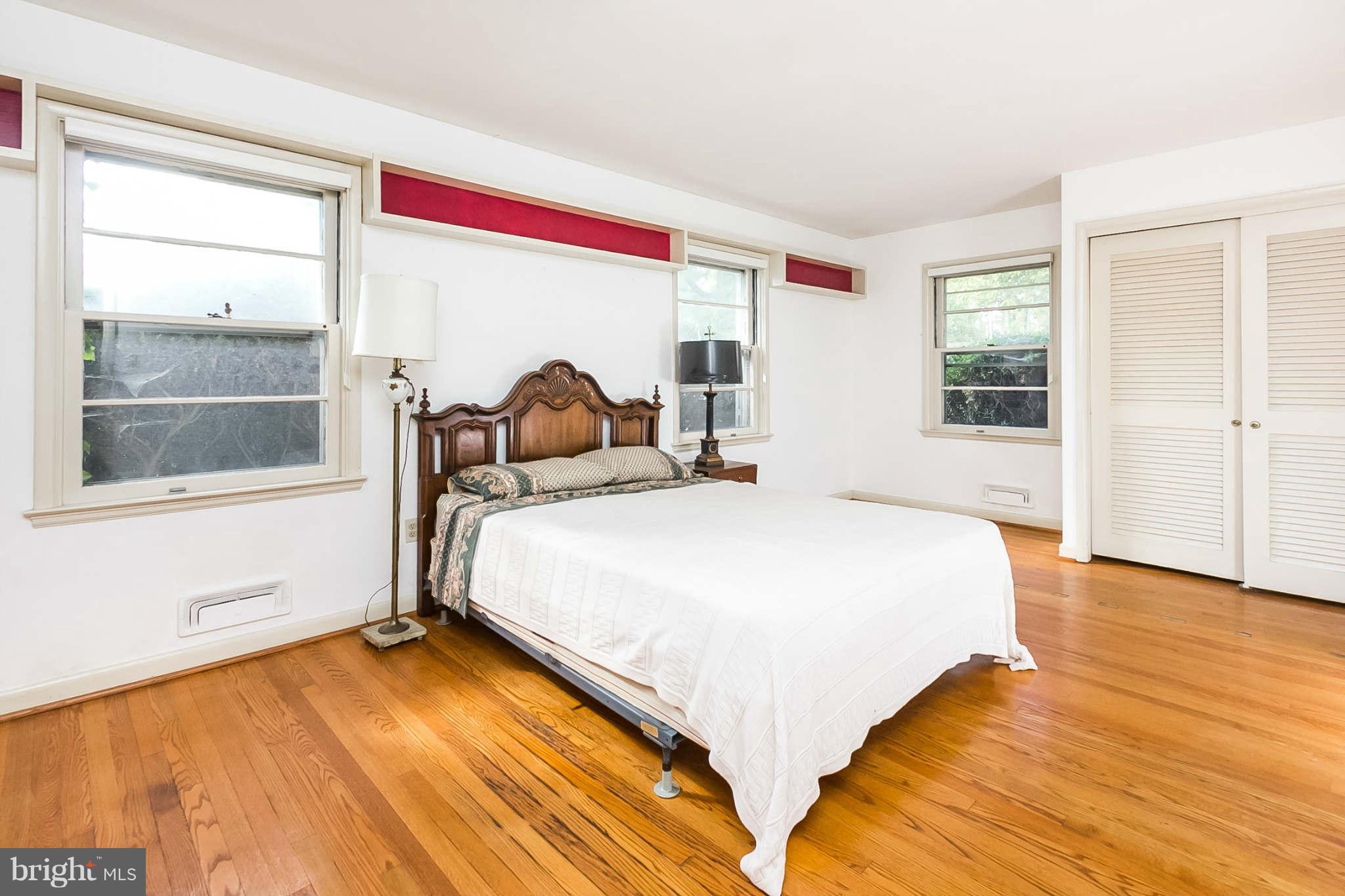 8 Cotswold Road Baltimore, MD 21210 - Photo 12 of 27 Bedroom