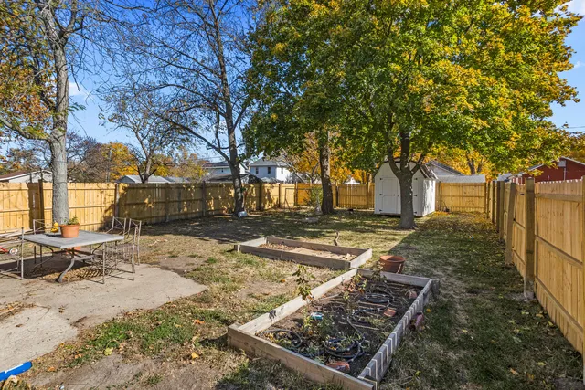 $79,900 | 201 South Douglas Street, Villa Grove, IL 61956