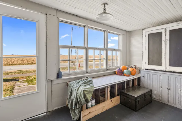 $79,900 | 201 South Douglas Street, Villa Grove, IL 61956