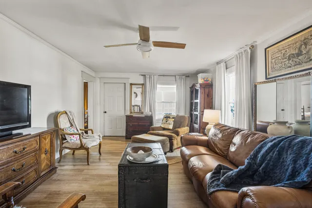 $79,900 | 201 South Douglas Street, Villa Grove, IL 61956