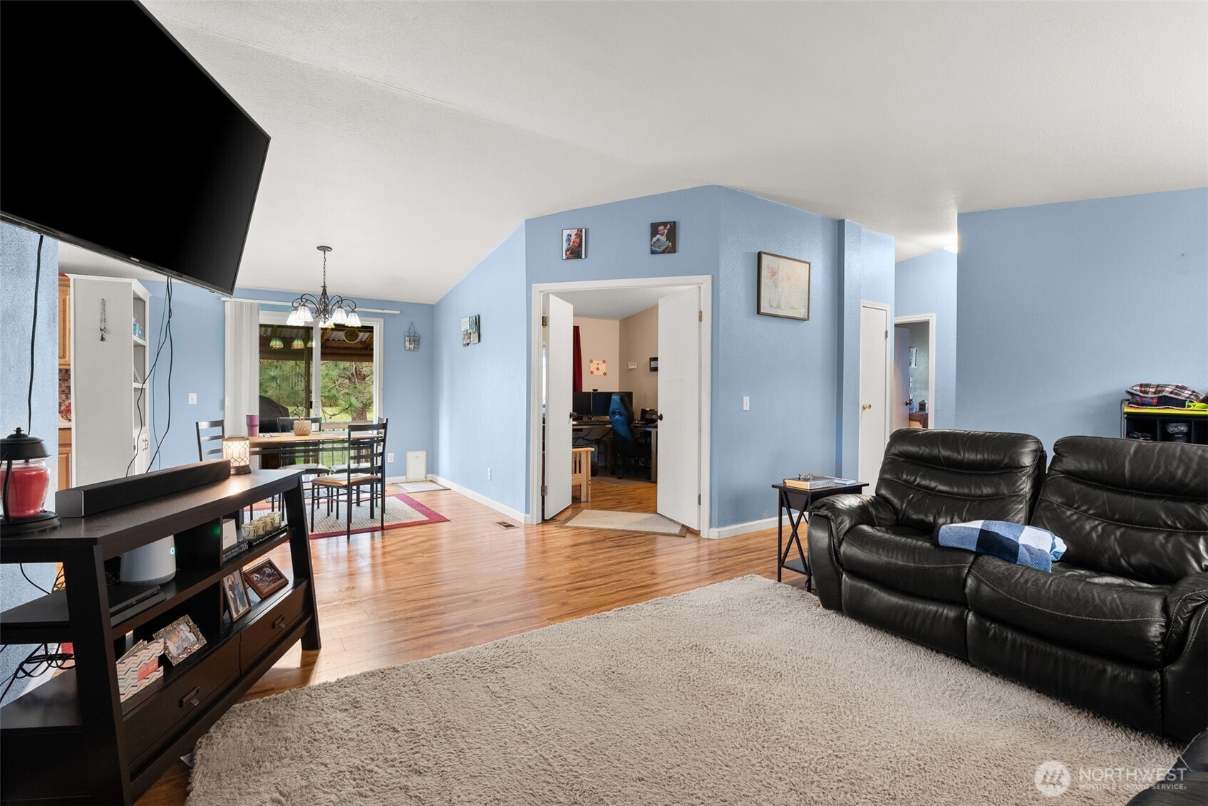 516 D Street Vader, WA 98593 - Photo 13 of 32