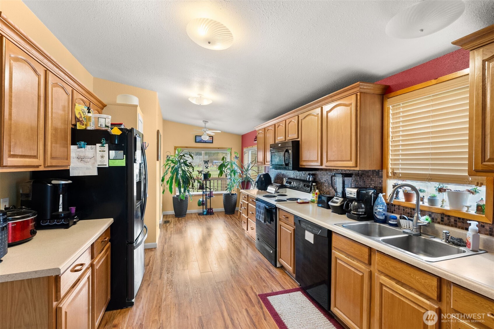 516 D Street Vader, WA 98593 - Photo 15 of 32