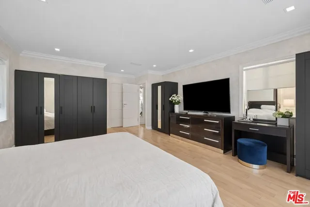 $1,595,000 | 2640 North Keystone Street, Burbank, CA 91504