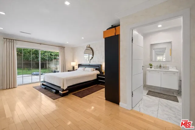 $1,595,000 | 2640 North Keystone Street, Burbank, CA 91504