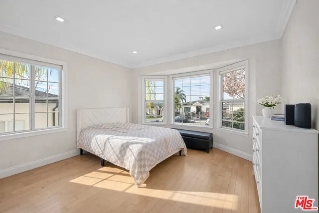 $1,595,000 | 2640 North Keystone Street, Burbank, CA 91504