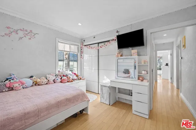 $1,595,000 | 2640 North Keystone Street, Burbank, CA 91504