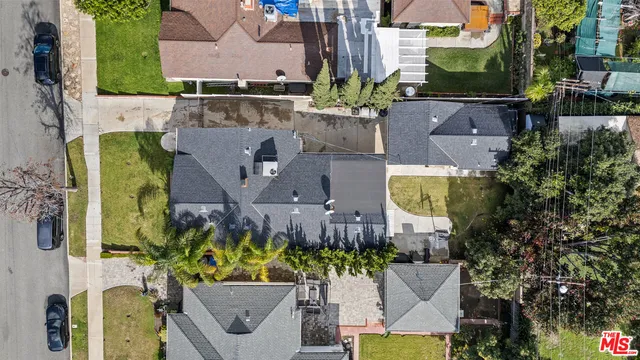 $1,595,000 | 2640 North Keystone Street, Burbank, CA 91504