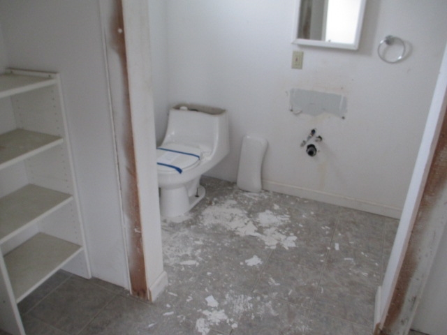 1009 North Bowdish Road Spokane Valley, WA 99206 - Photo 6 of 7 Gallery Image 6