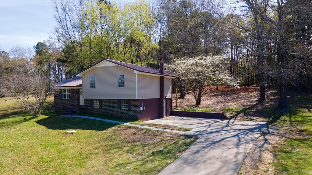 1740 Welcome Valley Road Benton, TN 37307 - Photo 4 of 38 Gallery Image 4