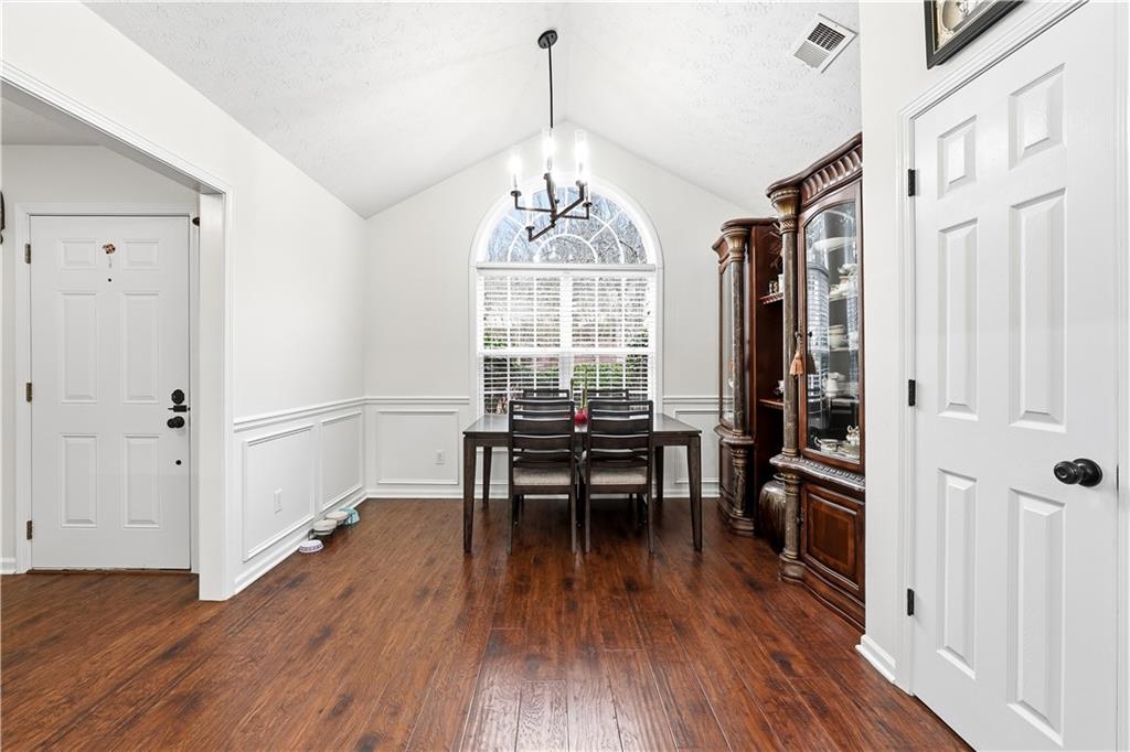 5648 Post Mill Court Buford, GA 30518 - Photo 12 of 45