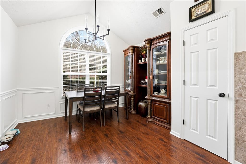 5648 Post Mill Court Buford, GA 30518 - Photo 13 of 45