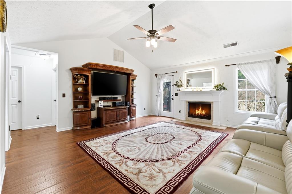 5648 Post Mill Court Buford, GA 30518 - Photo 3 of 45