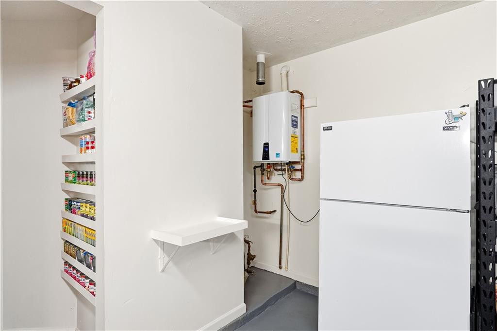 5648 Post Mill Court Buford, GA 30518 - Photo 32 of 45