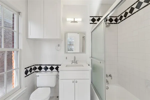 $3,650 | 3111 Mockingbird Lane, Highland Park, TX 75205