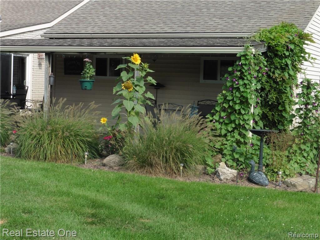 52815 Twelve Mile Road Wixom, MI 48393 - Photo 5 of 22