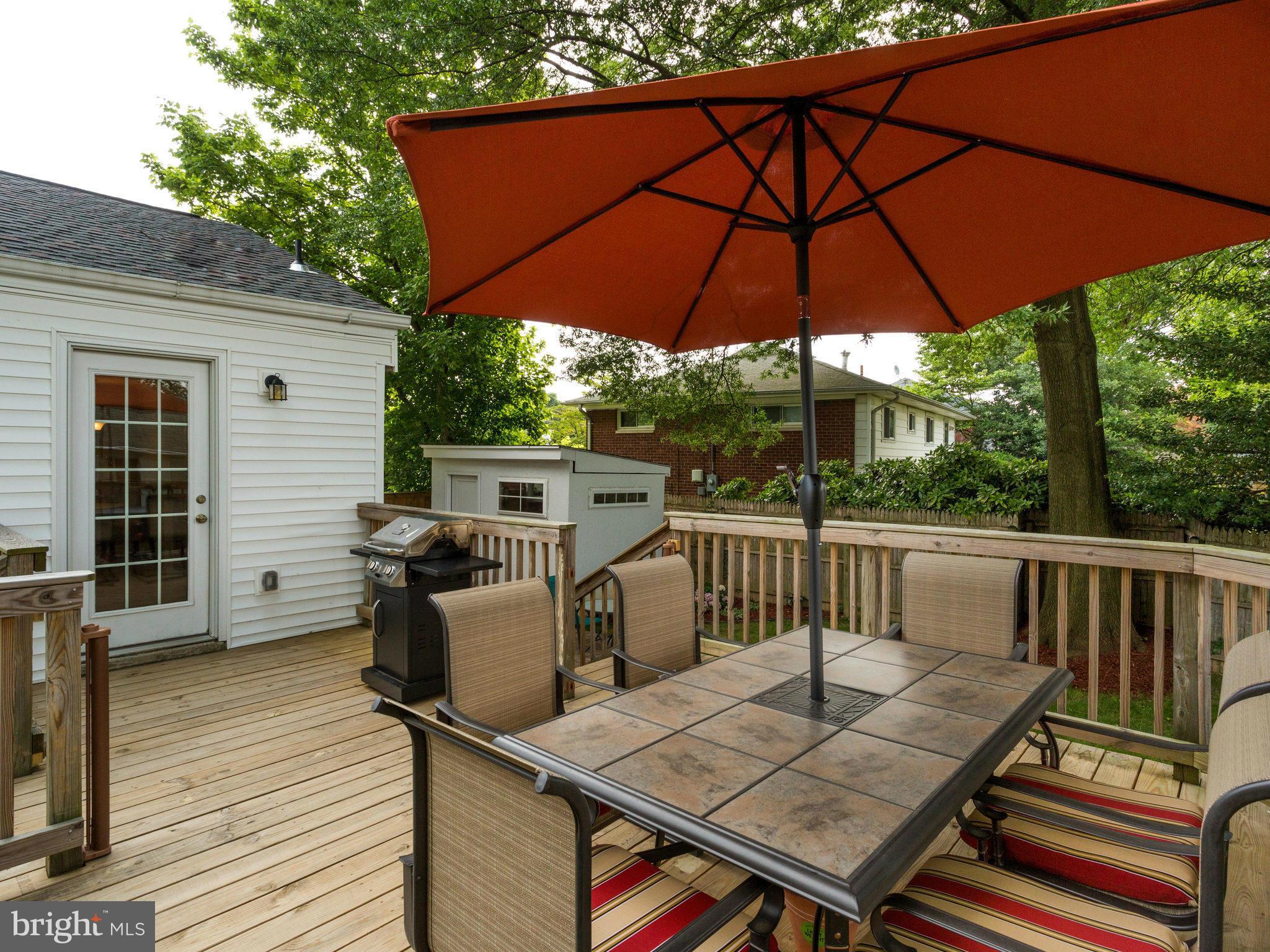7114 Evanston Road Springfield, VA 22150 - Photo 17 of 30 Exterior (Rear)