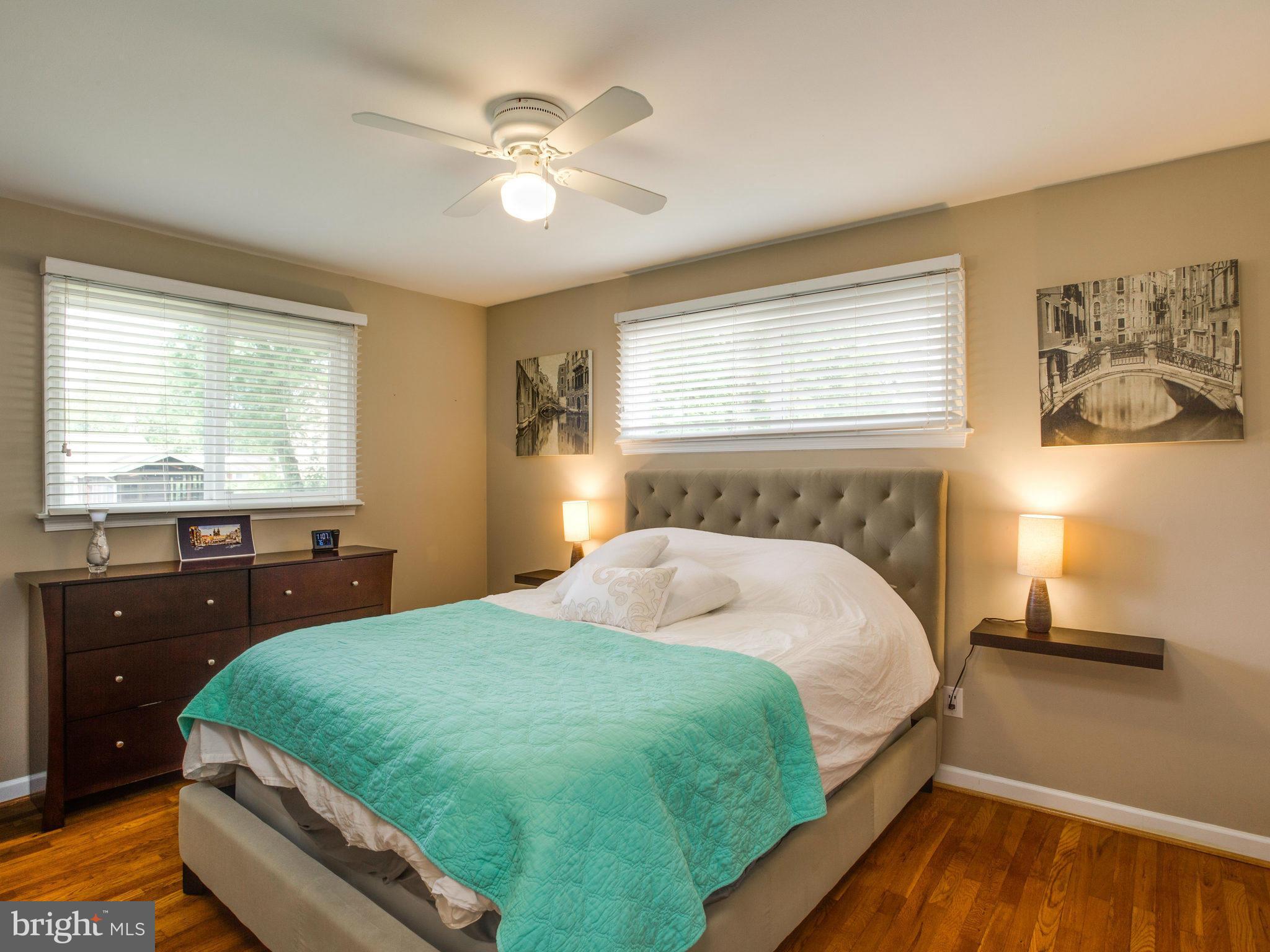 7114 Evanston Road Springfield, VA 22150 - Photo 20 of 30 Bedroom (Master)