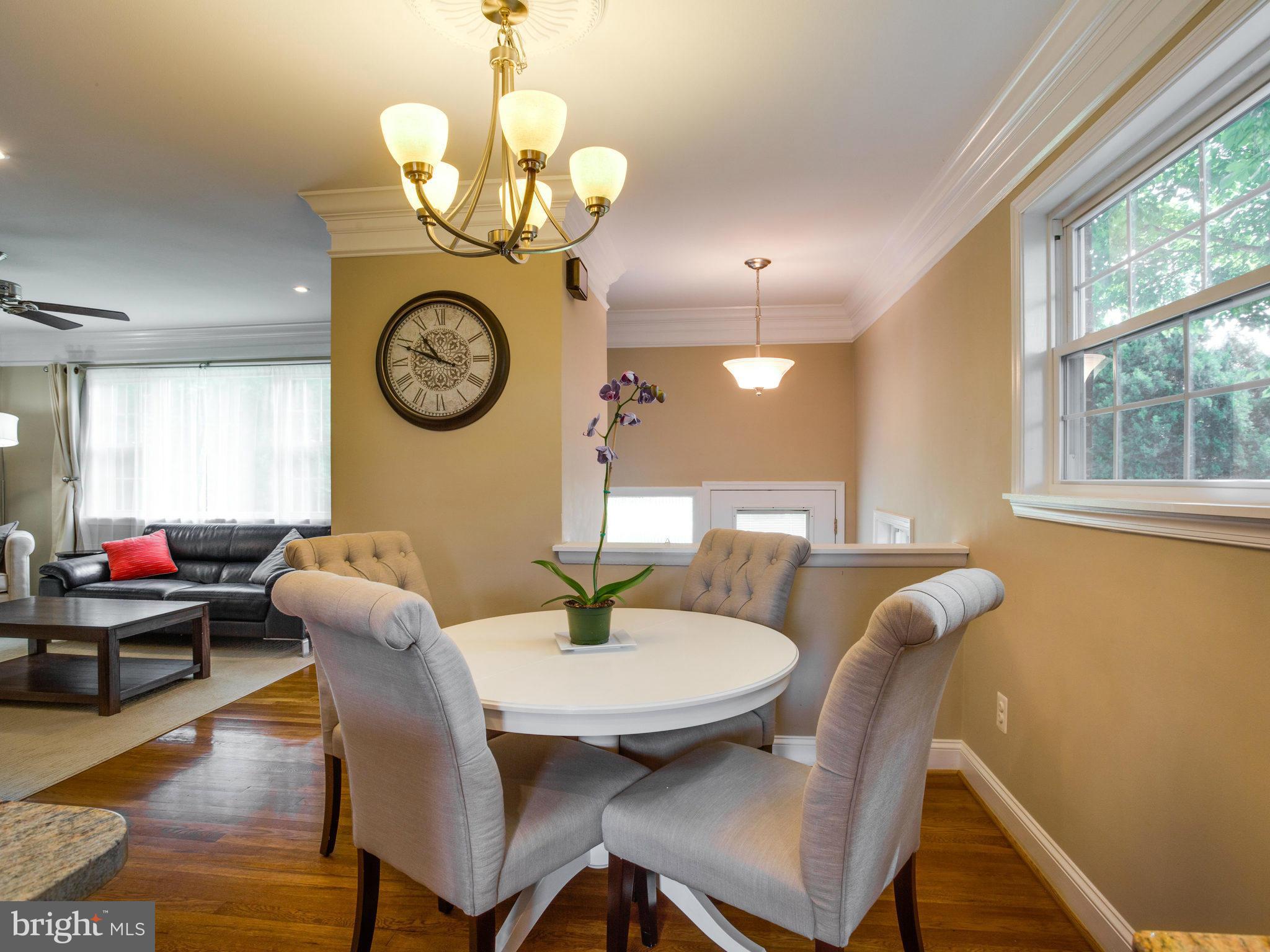 7114 Evanston Road Springfield, VA 22150 - Photo 7 of 30 Dining Room