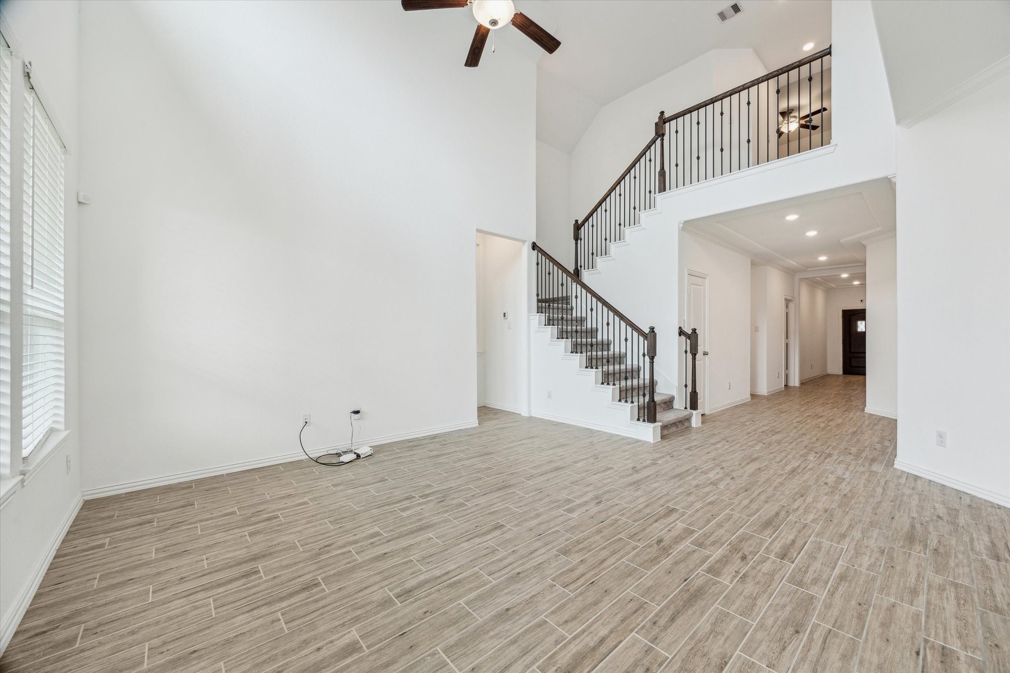 4838 Albany Ridge Lane Rosharon, TX 77583 - Photo 6 of 32