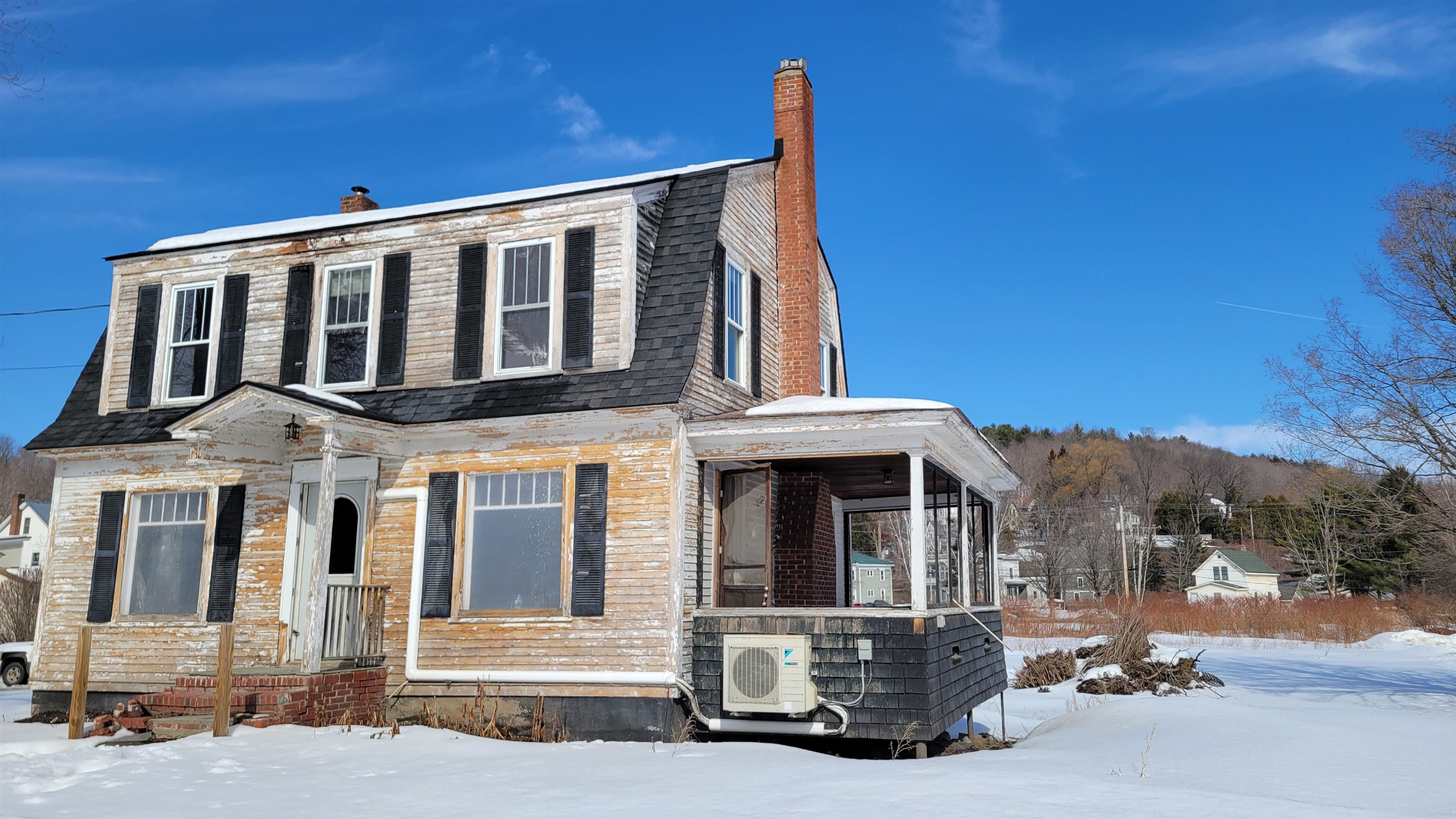 53 Beckett Street Williamstown, VT 05679 - Photo 5 of 38