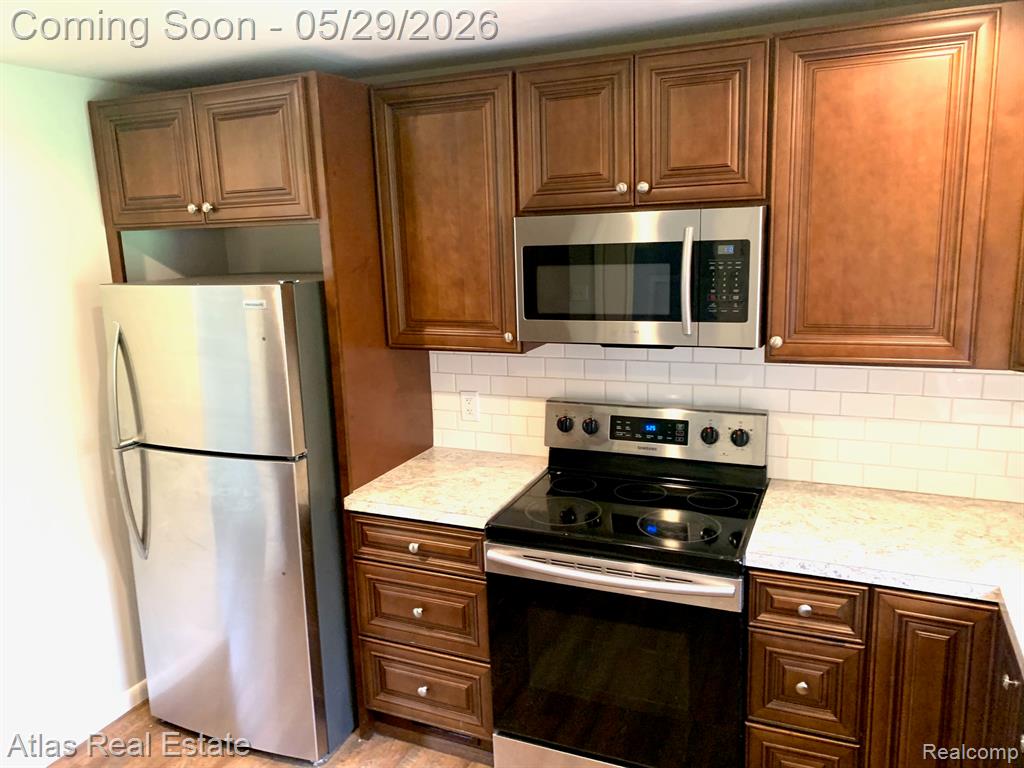 15145 Worden Road Holly, MI 48442 - Photo 12 of 26