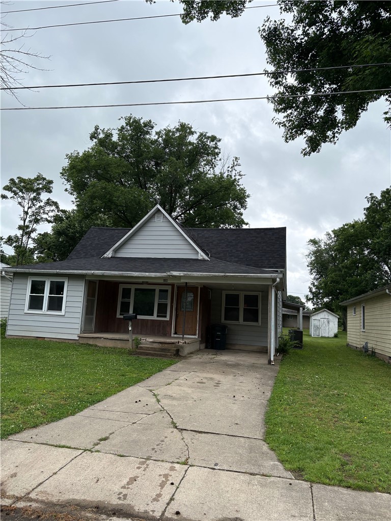 1012 North Walnut Street St. Elmo, IL 62458 - Photo 3 of 4