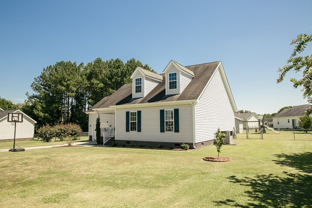 1921 Nahunta Road Pikeville, NC 27863 - Photo 4 of 36 Gallery Image 4