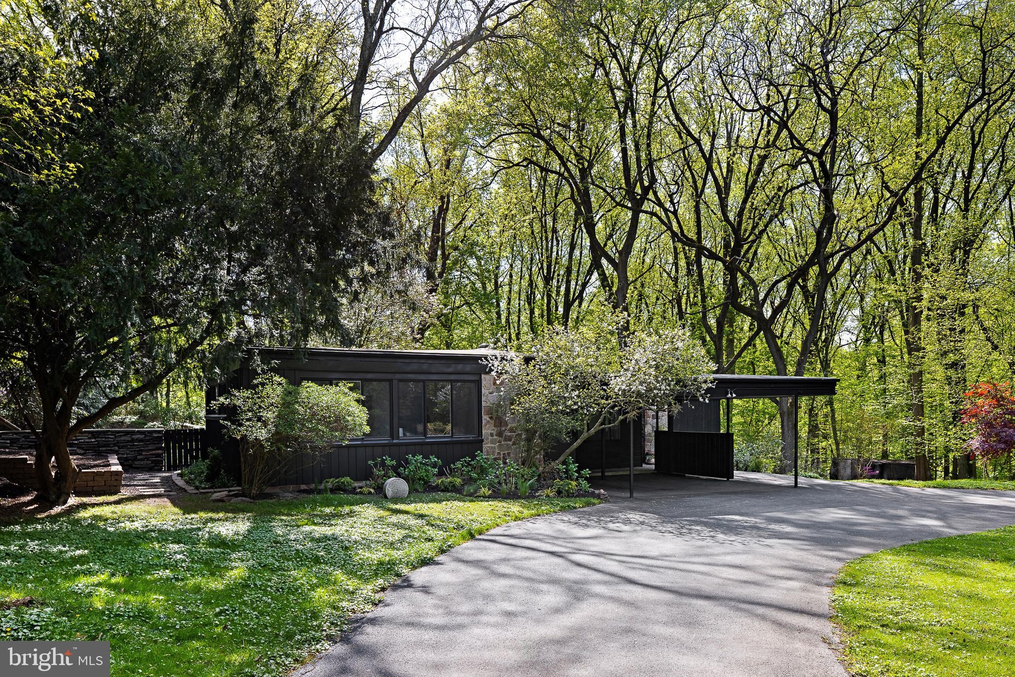 4030 Apalogen Road Philadelphia, PA 19129 - Photo 112 of 127