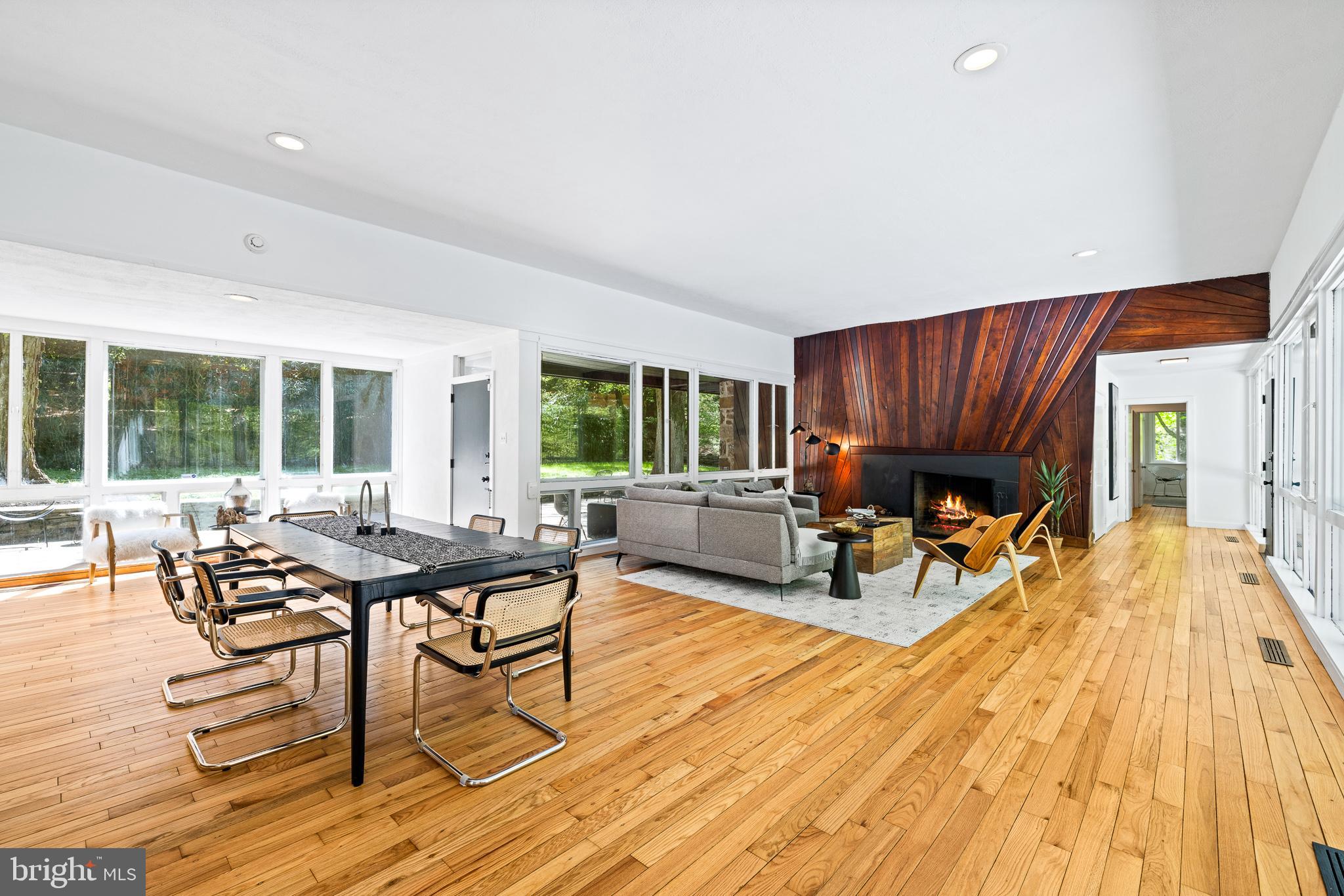 4030 Apalogen Road Philadelphia, PA 19129 - Photo 6 of 127