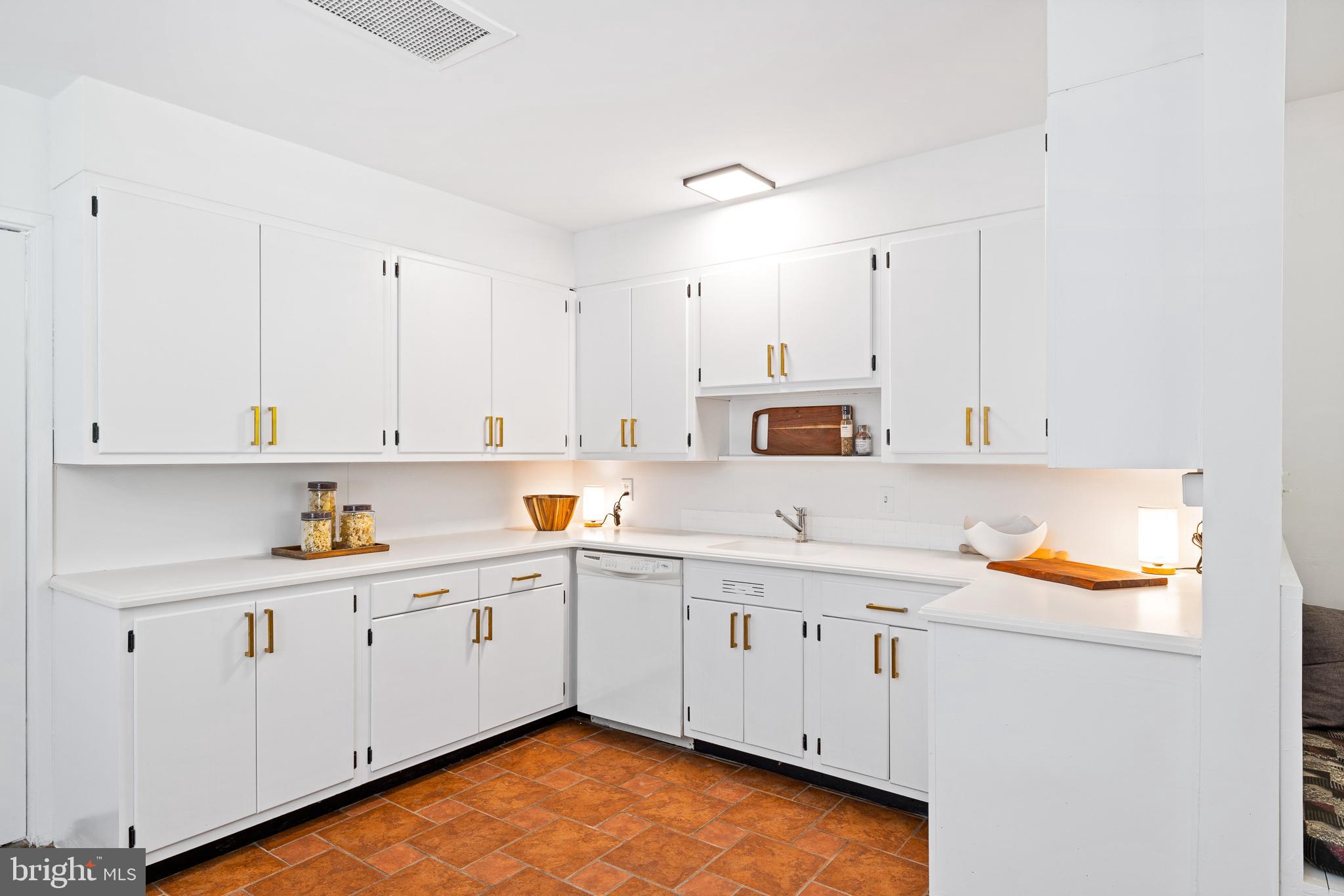 4030 Apalogen Road Philadelphia, PA 19129 - Photo 68 of 127