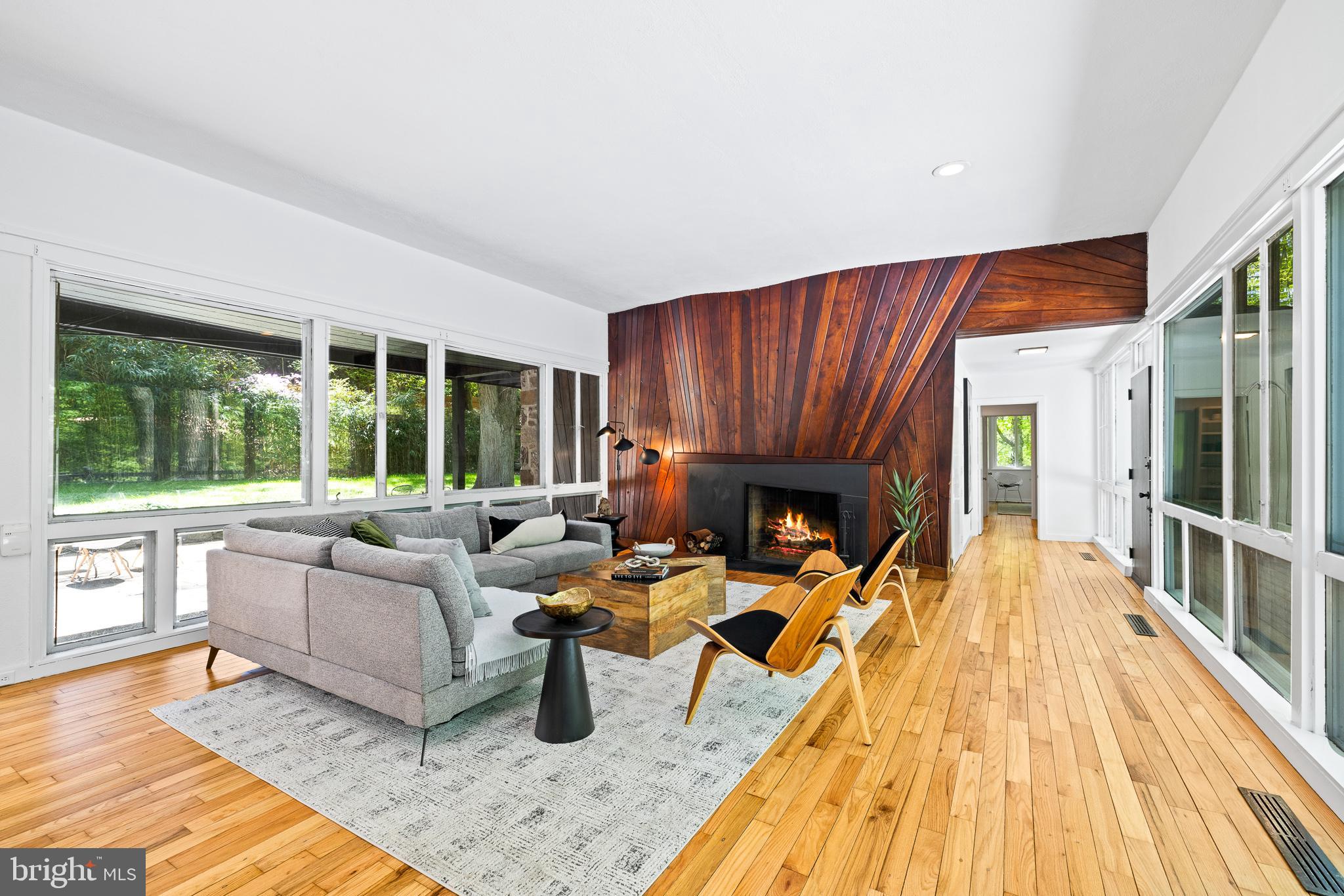 4030 Apalogen Road Philadelphia, PA 19129 - Photo 7 of 127