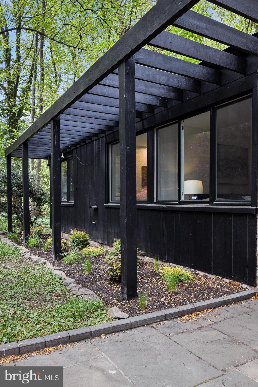 4030 Apalogen Road Philadelphia, PA 19129 - Photo 87 of 127