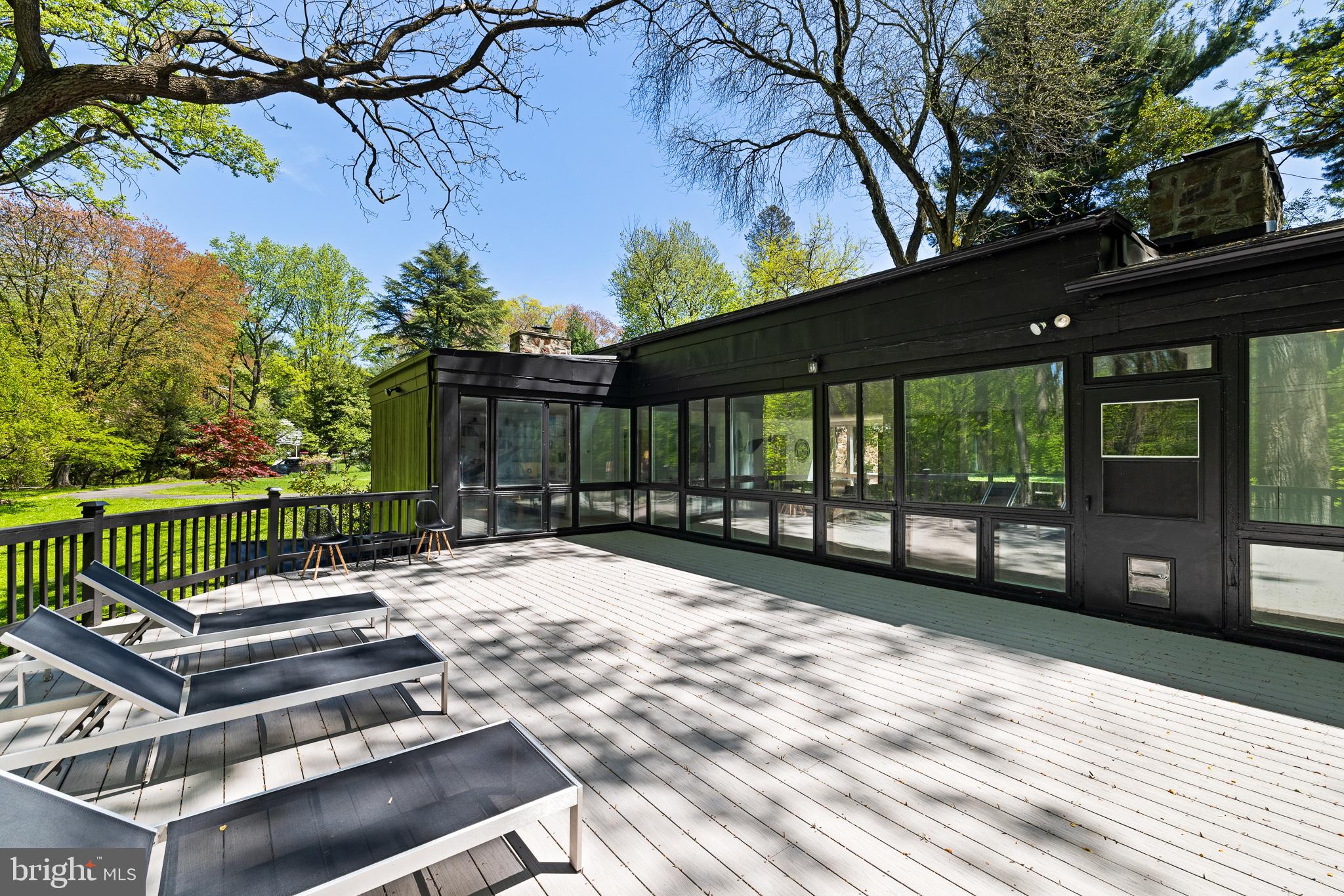 4030 Apalogen Road Philadelphia, PA 19129 - Photo 94 of 127