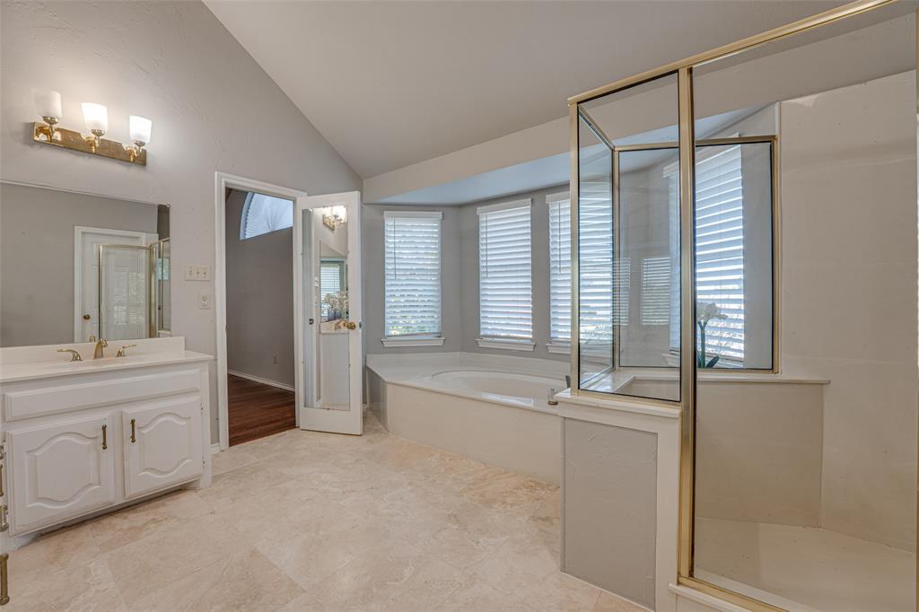 103 Resolute Lane Rockwall, TX 75032 - Photo 16 of 37