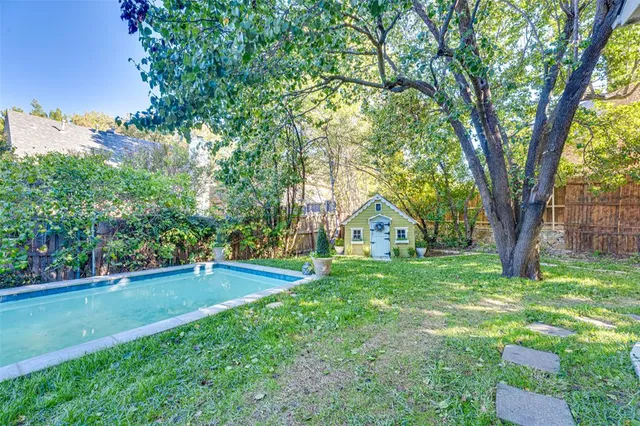 $529,900 | 103 Resolute Lane, Rockwall, TX 75032