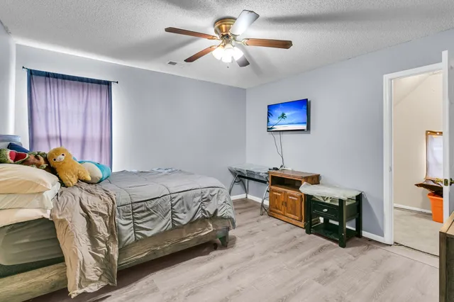 $399,999 | 402 Jamestown Drive, Summerville, SC 29486