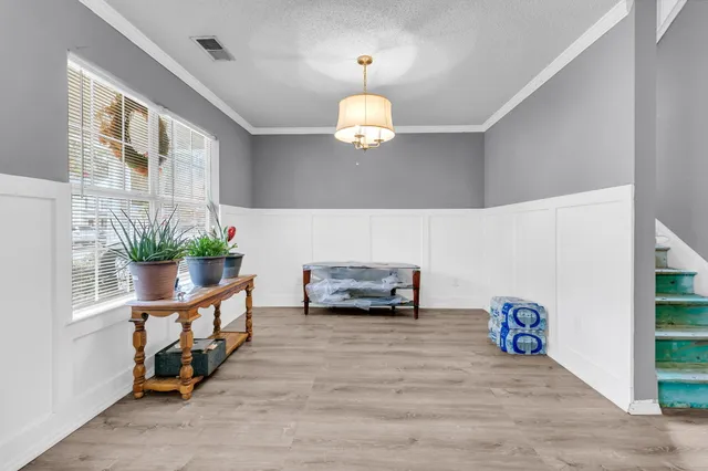 $399,999 | 402 Jamestown Drive, Summerville, SC 29486