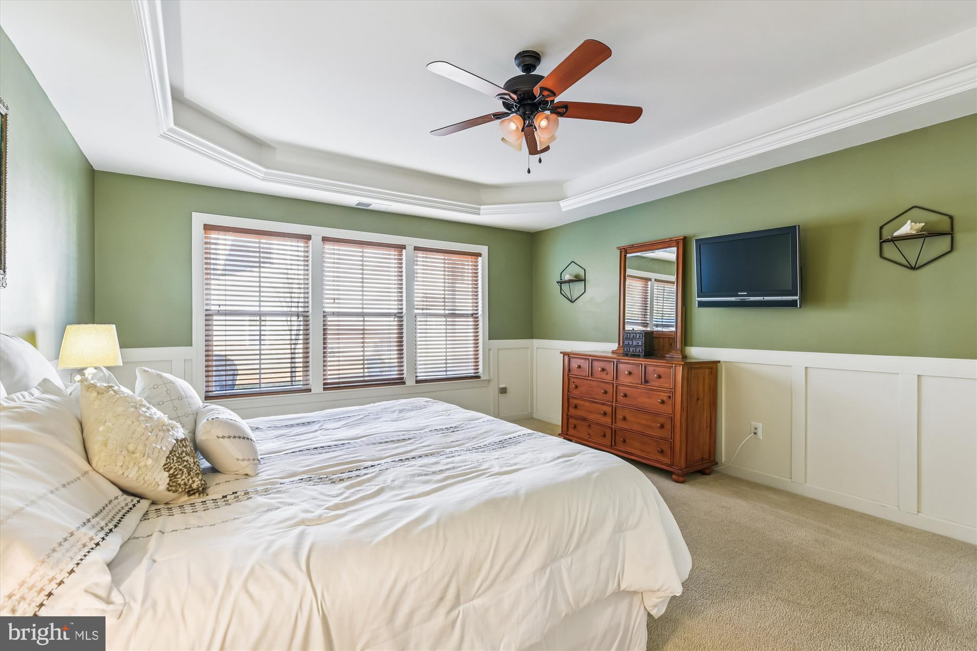 36403 Junco Road, Unit 211B Ocean View, DE 19970 - Photo 24 of 78 Primary BR w/tray ceiling