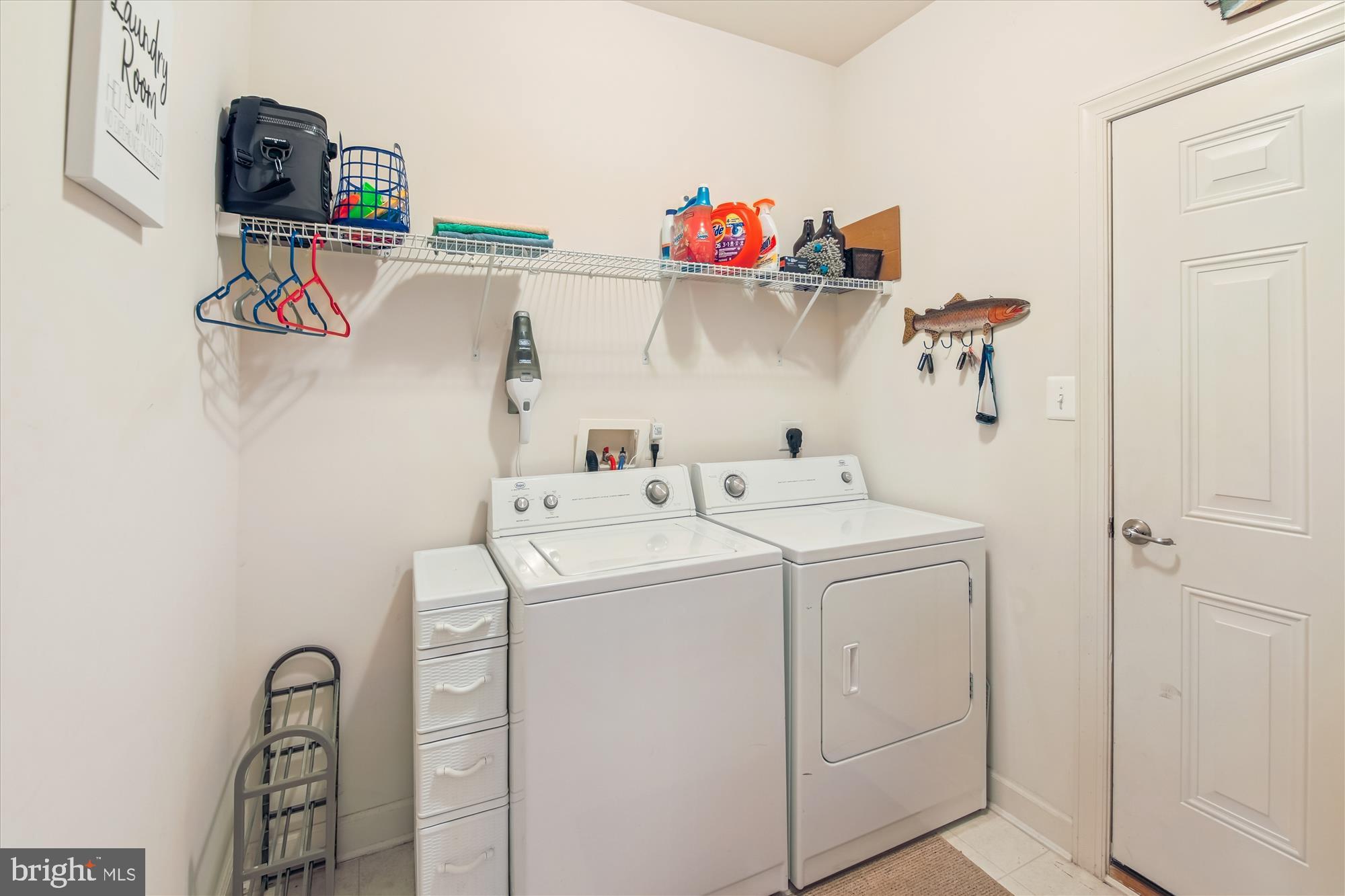 36403 Junco Road, Unit 211B Ocean View, DE 19970 - Photo 33 of 78 Laundry/Mud room off garage