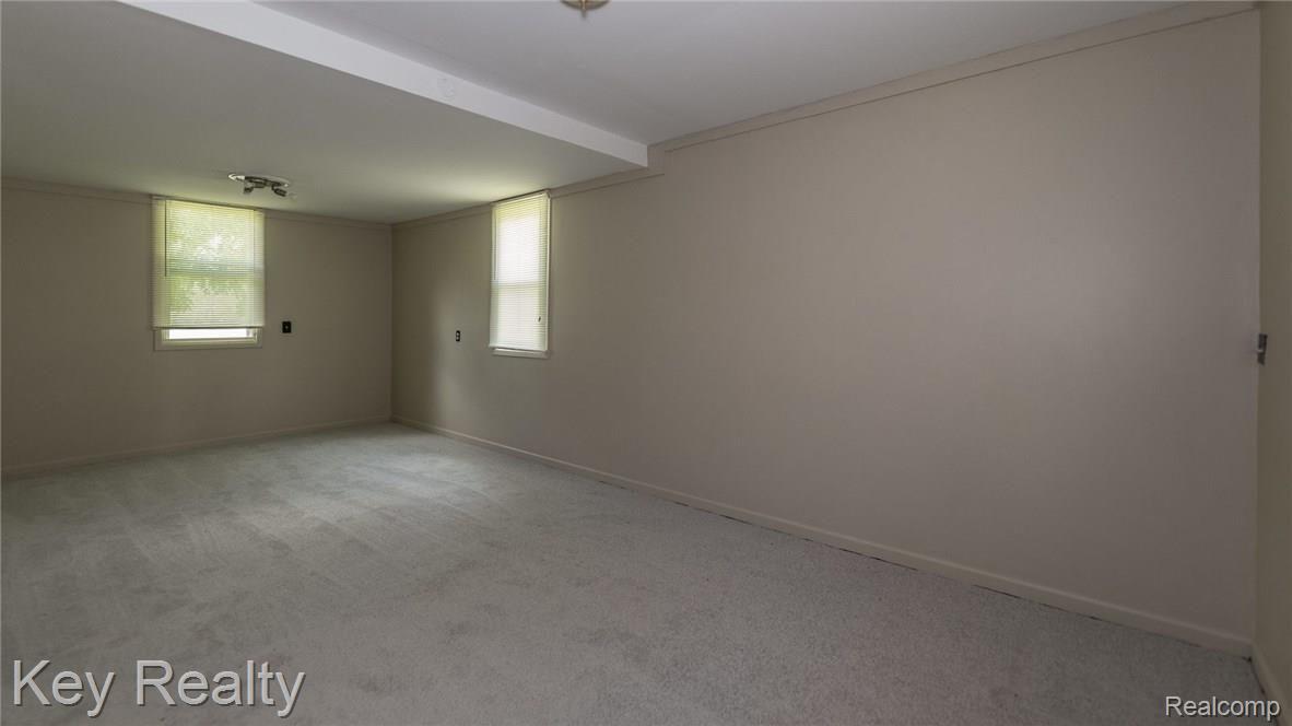 49626 Mott Road Canton, MI 48188 - Photo 7 of 35 11_10.jpg
