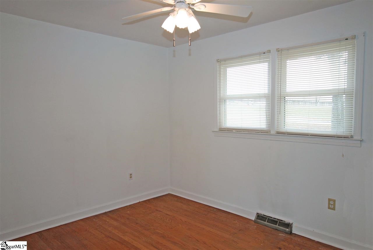 509 Garrison Road Simpsonville, SC 29681 - Photo 9 of 17 Gallery Image 9
