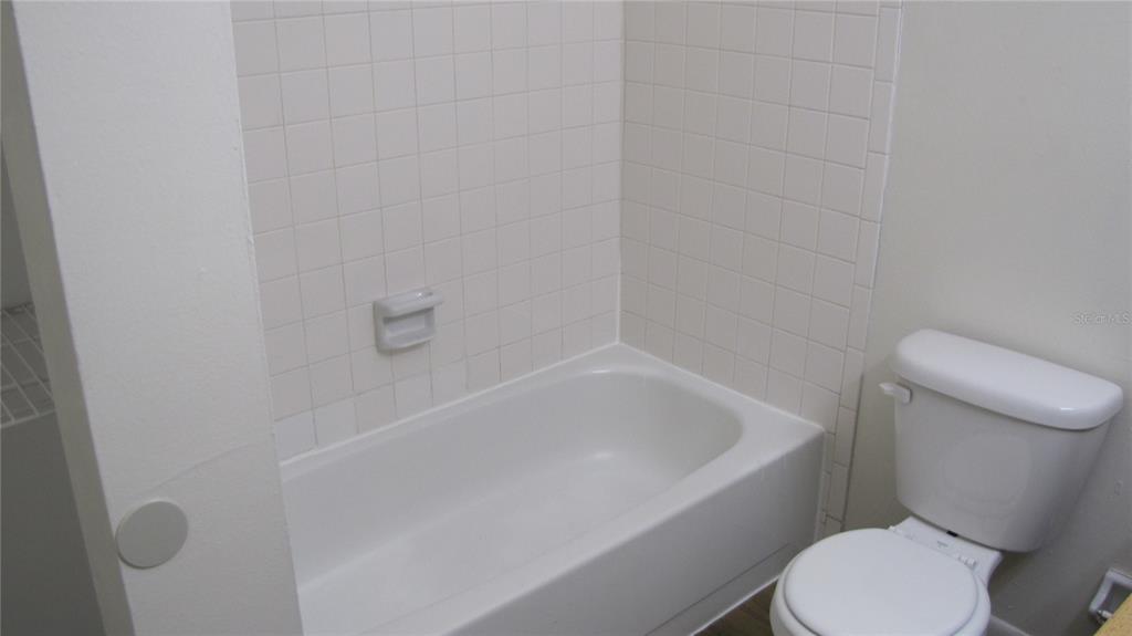 5122 Temple Heights Road, Unit C Tampa, FL 33617 - Photo 14 of 17