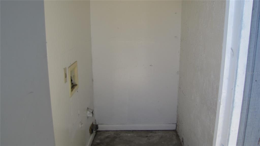 5122 Temple Heights Road, Unit C Tampa, FL 33617 - Photo 15 of 17