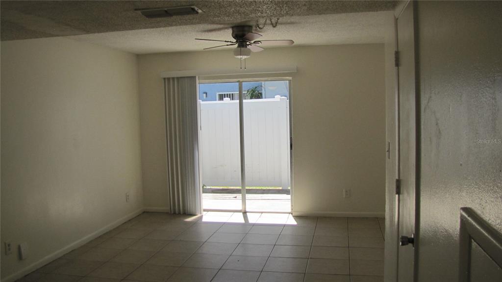 5122 Temple Heights Road, Unit C Tampa, FL 33617 - Photo 2 of 17