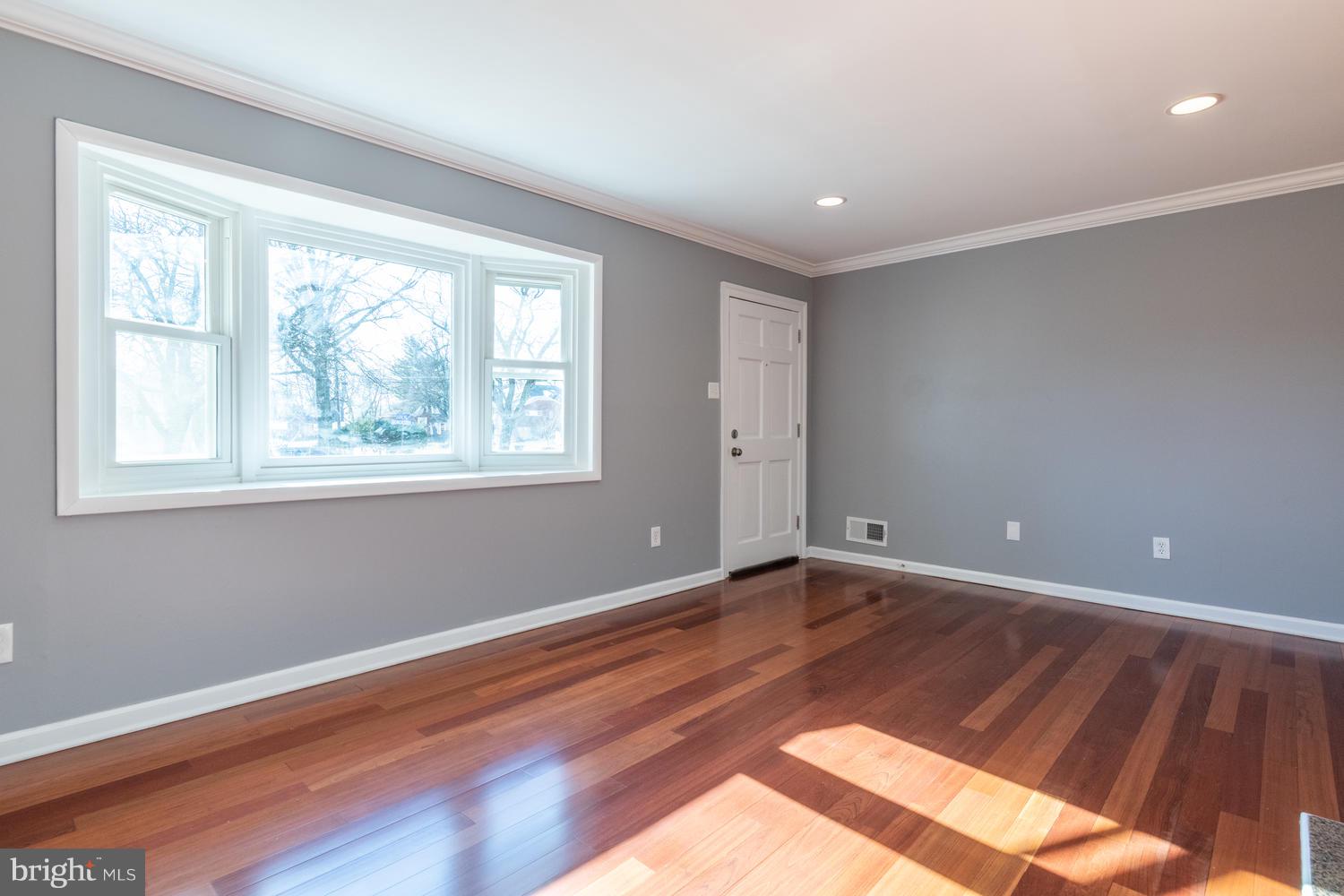7214 Doncaster Street Springfield, VA 22150 - Photo 2 of 30 Gallery Image 2