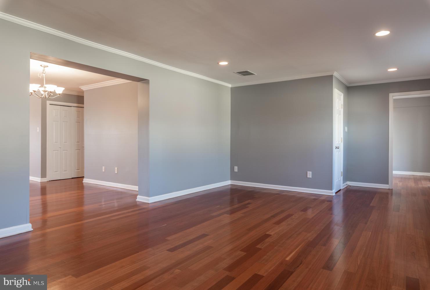 7214 Doncaster Street Springfield, VA 22150 - Photo 13 of 30 Gallery Image 13