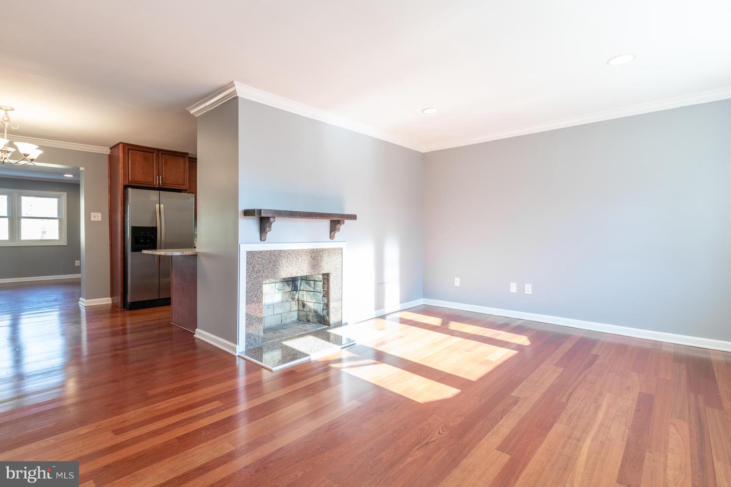 7214 Doncaster Street Springfield, VA 22150 - Photo 5 of 30 Gallery Image 5
