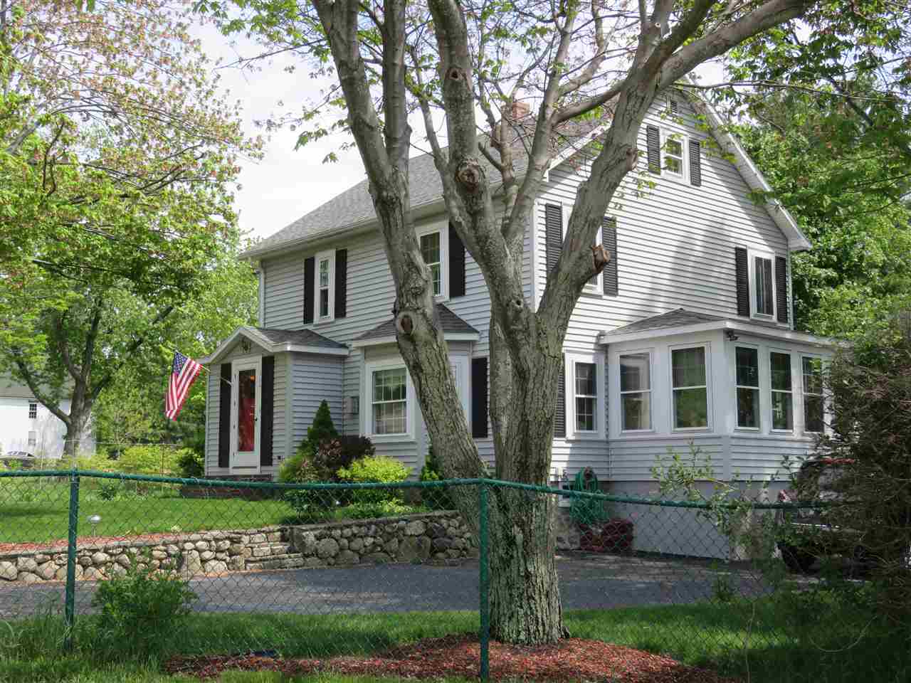 294 South Mammoth Road Manchester, NH 03109 - Photo 22 of 25
