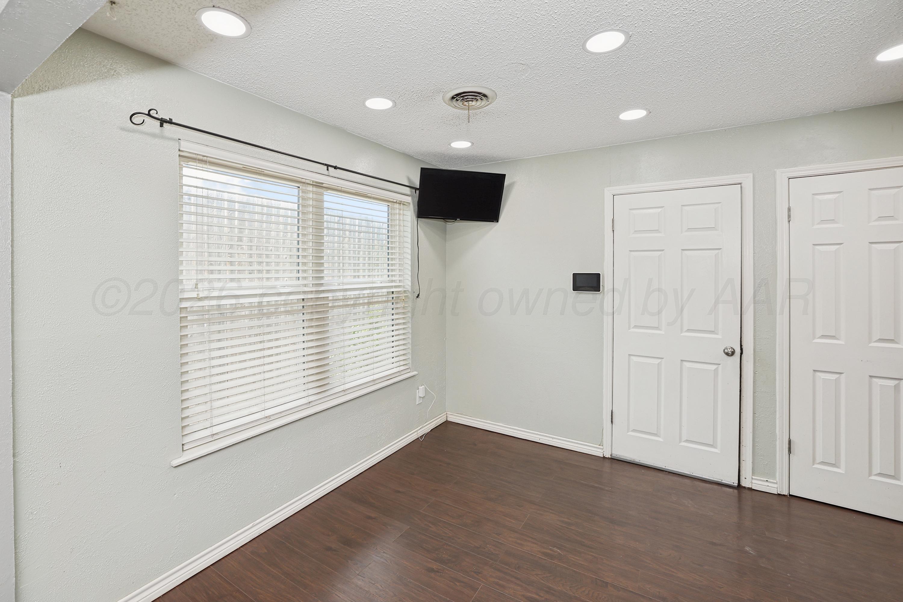 5316 Capulin Lane Amarillo, TX 79110 - Photo 5 of 25 5-Dining Area