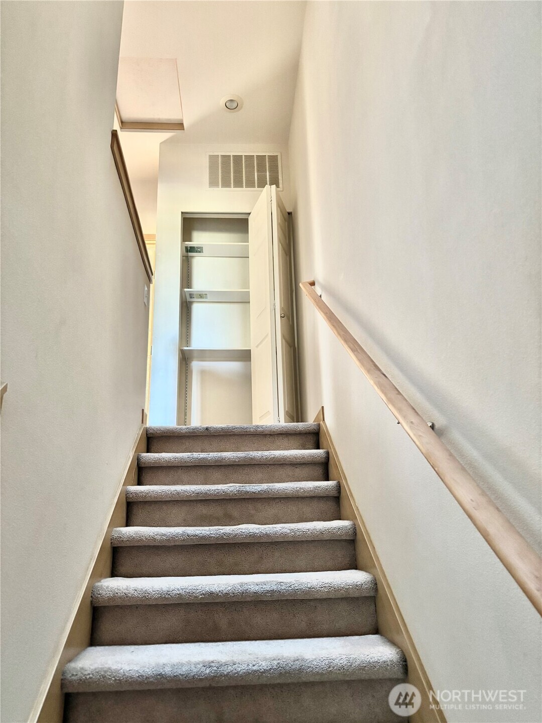 13005 64th Avenue South, Unit B117 Seattle, WA 98178 - Photo 24 of 37 a view of entryway